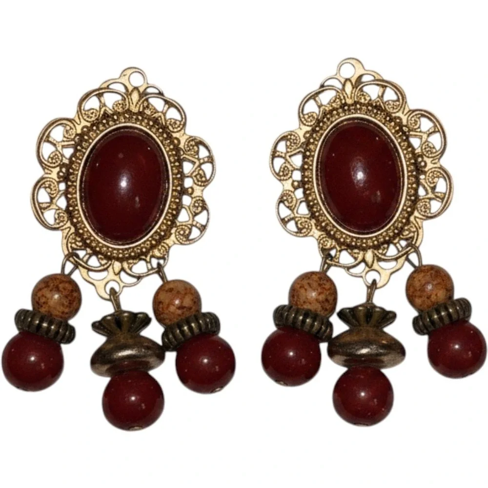 Vintage Style Burgundy Cabochon Filigree Drop Earrings Antique‎ Gold Tone Boho